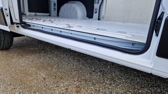 Fiat Ducato 2.3Jtd 103Kw/UKÁZKOVÝ STAV,2XŠOUPAČKY,KAMERA,NAV - 15