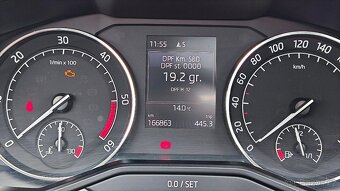Škoda Superb Combi webasto - 15
