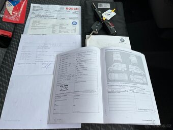 VW TRANSPORTER T5 2.0 TDi SERVISNÍ KNIHA 9.MÍST - 15