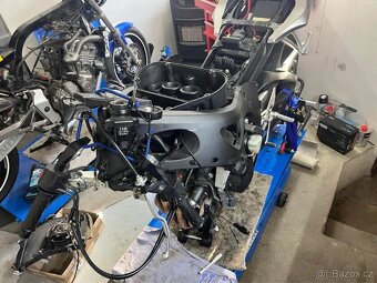 Yamaha r6 - 15