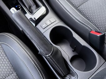 Toyota Corolla 1.6 Valvematic Executive / automat / 2018 - 15