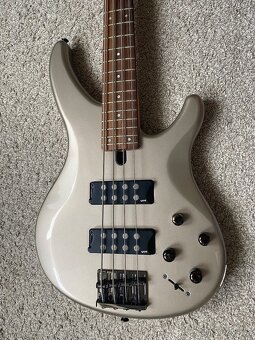 Baskytara Yamaha TRBX304 - 15