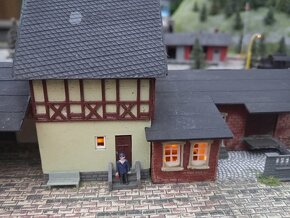 Prodám kolejiště TT plně funkční dva  okruhy - 15