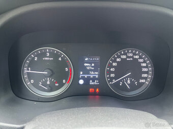 Hyundai Tuscon 1,7 crdi,CZ,1 maj.servis - 15