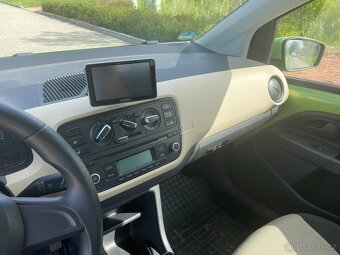 Škoda Citigo 1.0 MPI 55 kW, r. 2014, 5dveřový hatchback - 15