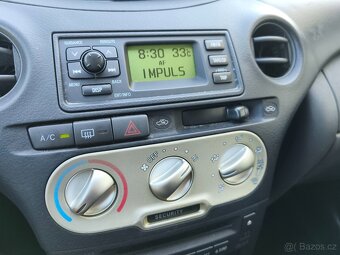 Toyota Yaris 1.0 VVT-i 48kw,2xklíč,1.Maj,127tkm,Klima - 15