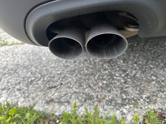 VW passat B6 2.0TDI CR - pěkná výbava - 15