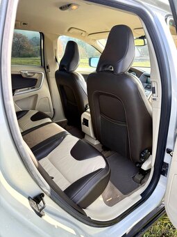 Volvo XC60 D5 2.4 151 kW – 4x4, najeto jen 90 000 km - 15