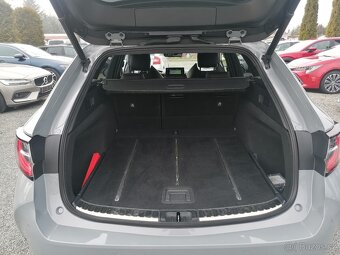 Toyota Corolla 1.8 Hybrid Premium - 15