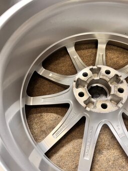 5x110 R19 ORIG. Alfa Romeo Stelvio - TOP STAV - 15
