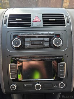 VW Touran 2,0 TDi 103 Kw - 15