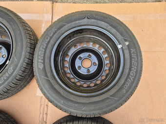 Zánovní sada 15" disků s letními pneu Hyundai - 15