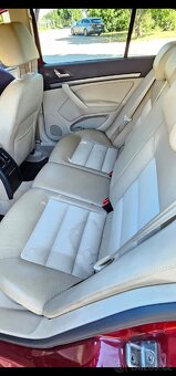 Prodám Škoda Octavia II A5 Elegance, DSG - 15
