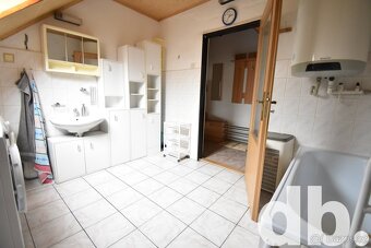 Prodej bytu 3+1 91 m², Karlovy Vary - Stará Role - 15
