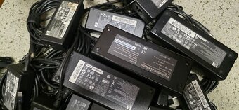 adaptéry Lenovo/IBM a HP 40 - 130W - 15