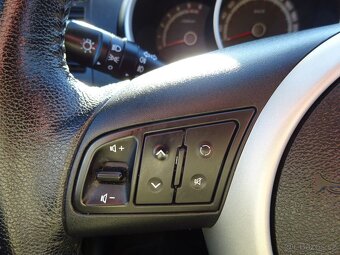 Kia Venga 1,4 CRDi ,garance km - 15