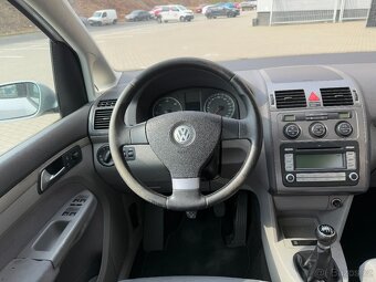 Volkswagen Touran, 2.0TDI, 103kw 7míst - 15