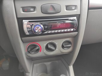 Renault Thalia 1,2 benzín, 1. majitel 59 800 km - 15