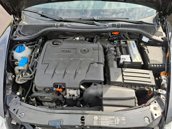 Škoda Octavia RS II kombi 2.0TDi 125kW,tazné,nez.topení - 15