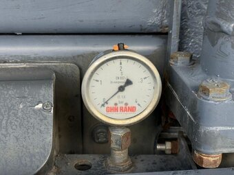 Mercedes-Benz Axor 2533 6X2 SPITZER SILO 31000l (7125) - 15