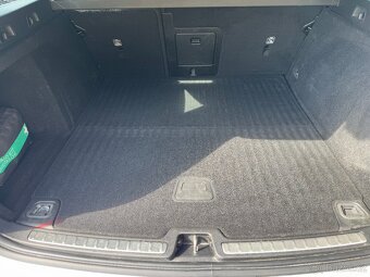Volvo V60 2.0 D4 Momentum 140kW 2019 odpočet DPH - 15