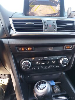 Mazda 3 Revolution 2,0 88kw-Top stav, servis Mazda-Prodáno - 15