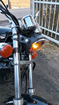Honda Magna 750 - 15