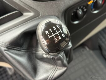 Ford Transit Custom 2.0 TDCi 96KW Long 6 Míst - 15