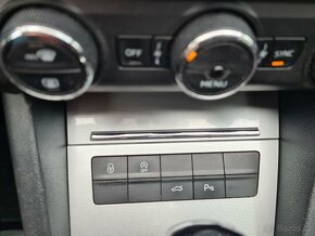 Škoda Octavia 1.6 TDi_AUTOMAT/STYLE - 15