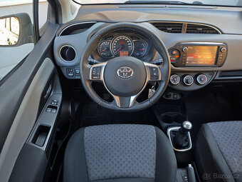 Toyota Yaris 1.0 VVTi Active Kamera Výhřev - 15