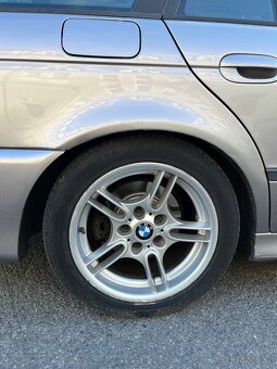 Bmw e39 528i - 15
