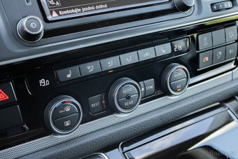VW Multivan 2.0 Highline 4Motion DSG - AJ NA SPLÁTKY - 15