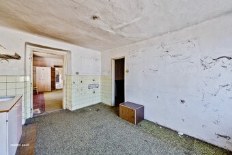 Prodej rodinný dům v Běrunicích - 15