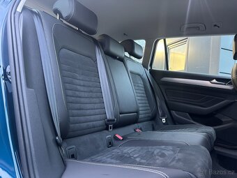 Volkswagen Passat 2022 - 15