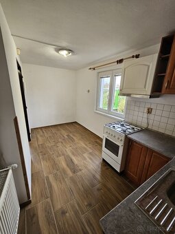 PRONÁJEM DOMU 2+1 , 57m2 Benátky Kbel - 15