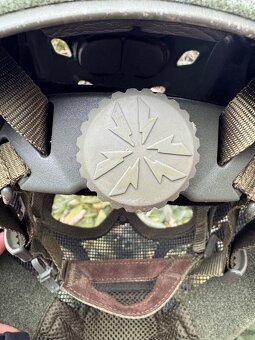 Taktická airsoftová helma OD Green s odnímatelnou síťkou - 15