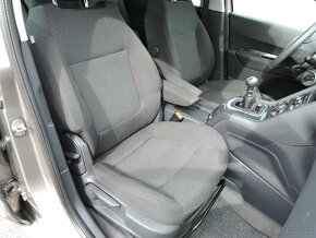 Peugeot 5008, 1,6 HDi Tažné NAVI 2011 - 15