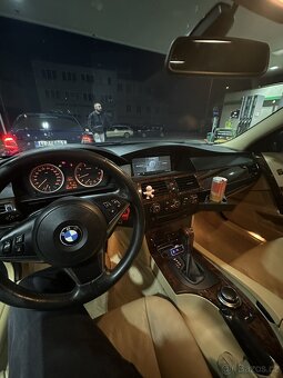 BMW E60 - 15