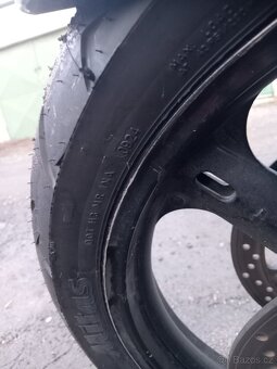 Suzuki DL-1000 V-strom 2002 - 15