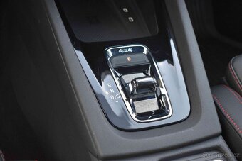 Škoda Octavia RS 2.0 TDI 147kW 4x4 TAŽNÉ WEBASTO ČR 1.MAJ. - 15