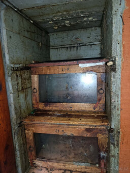 Maringotka - včelín - 15