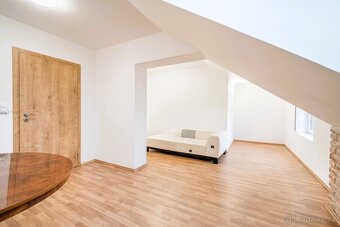 Pronájem bytu 3kk 70m2 v obci Čistá, terasa, parkovací stání - 15