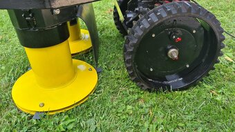 Dvoububnová sekačka BDR-700 s motorem Jikov - 15