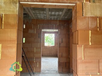 Prodej stavebního pozemku (607m2) a rodinného domu (144m2), - 15