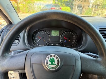 ŠKODA FABIA 2011 1.4i 16v AMBIENTE 152.000km FACELIFT - 15