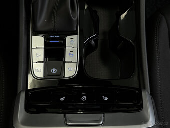 Hyundai Tucson 1.6 T-GDI MHEV DCT 110kW SMART 4x2 rv.11/2023 - 15