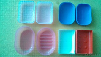 Retro zrcátko, kartáče, hřebínky, natáčky, cest. hyg. taška - 15