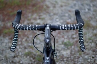 Pinarello Dogma F10 vel.55 | Shimano Ultegra R8000 | Zipp Fi - 15