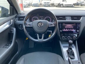 ŠKODA OCTAVIA 1,6 TDI 85KW DSG STYLE COMBI / 2018 - 15