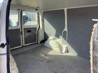Volkswagen T5 Transporter 1.9TDI 75KW motor BRS - 15